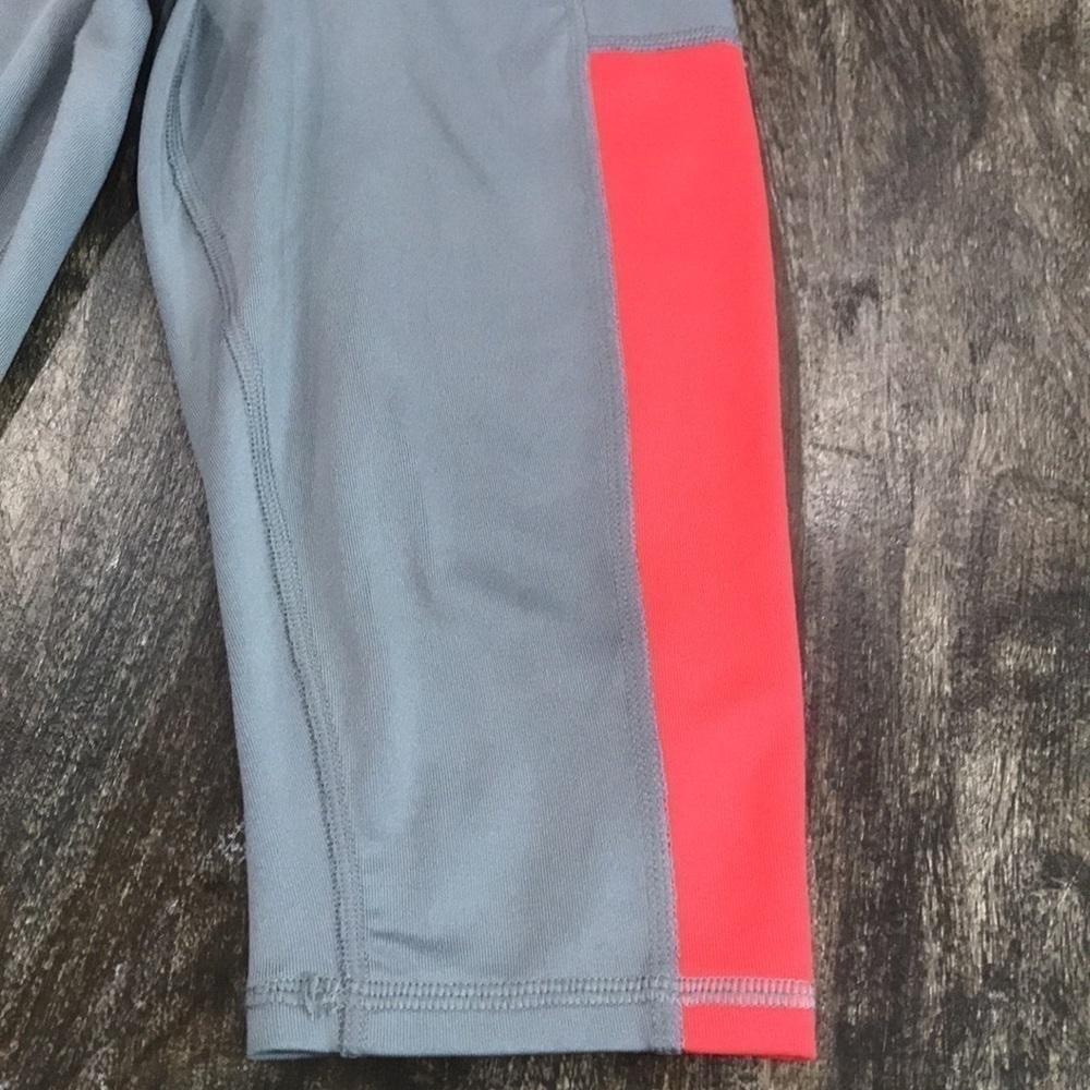 Danskin Now Girls Leggings, M (7/8), Gray & Red/Pink - Picture 2 of 8
